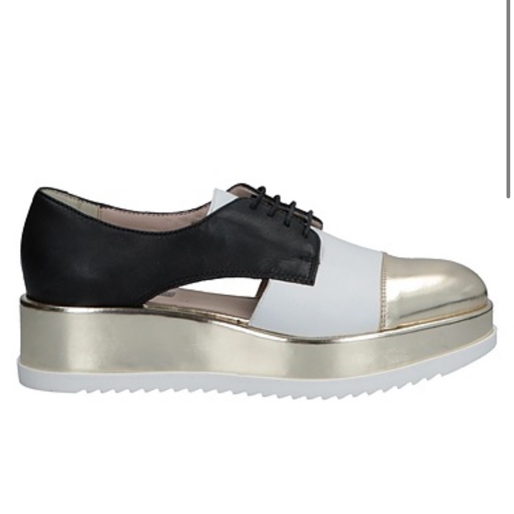 Tosca Blu Shoes Gold White Black Platform Oxfords